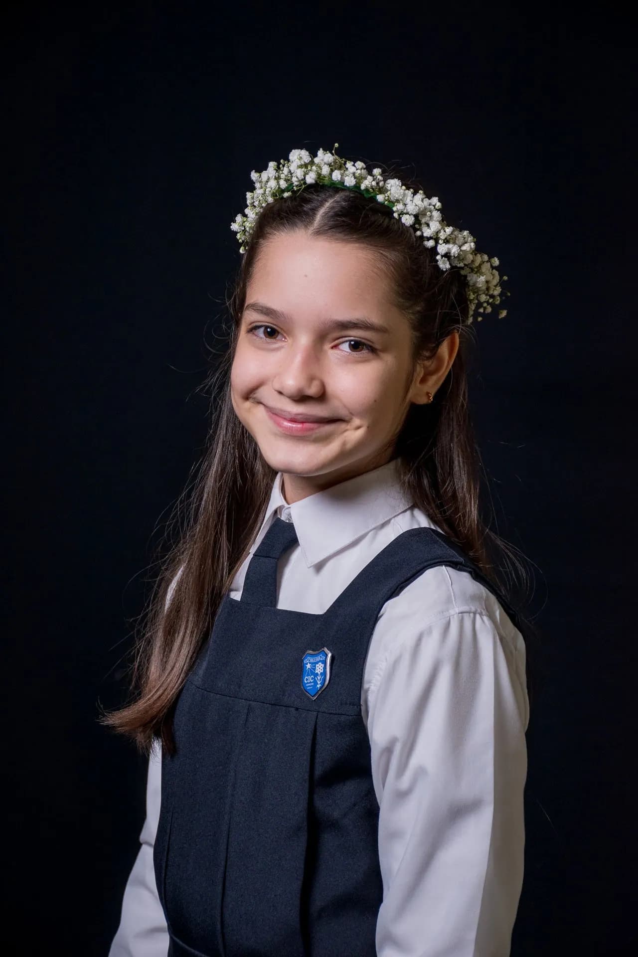 Retrato de una niña el día de su primera comunión