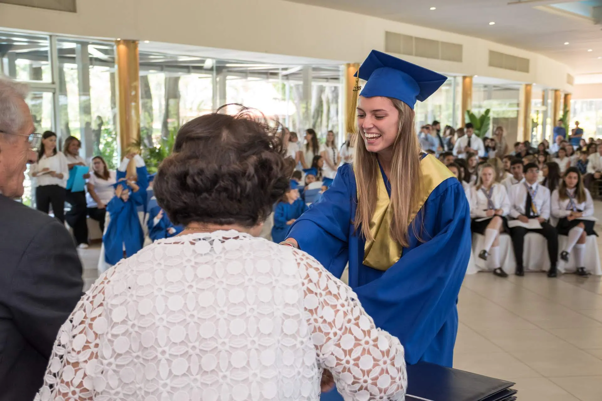 El diploma — Graduaciones